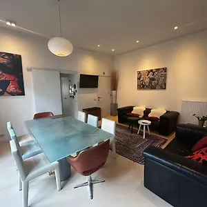 Chic Arty & Cosy 300m From Beach Ostende